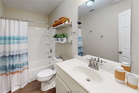 Tiny photo for 2304 Truman Street, Bryan, TX 77801 (MLS # 26001823)