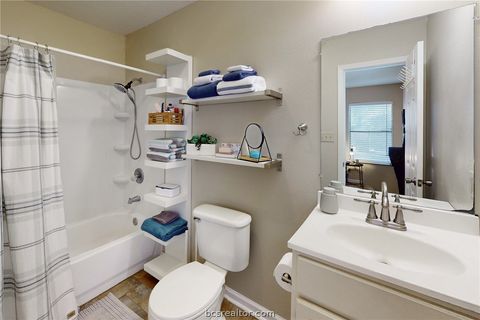 Tiny photo for 2304 Truman Street, Bryan, TX 77801 (MLS # 26001823)