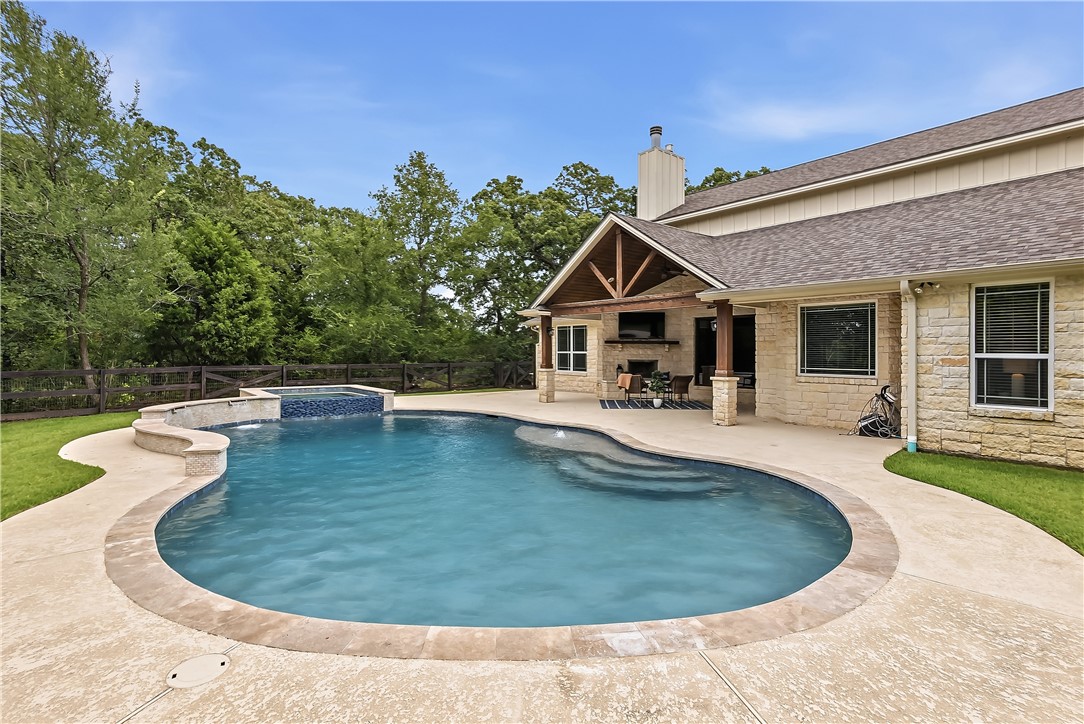 17325 Halona Court
