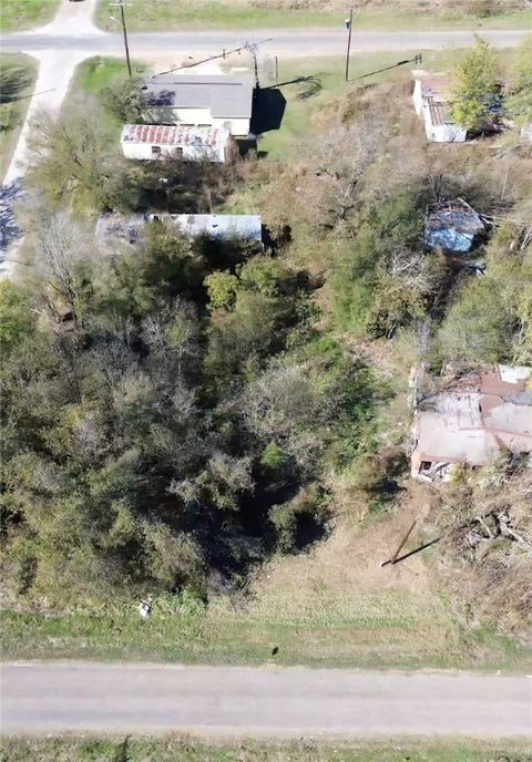 0 W Kezee St Calvert TX 77837