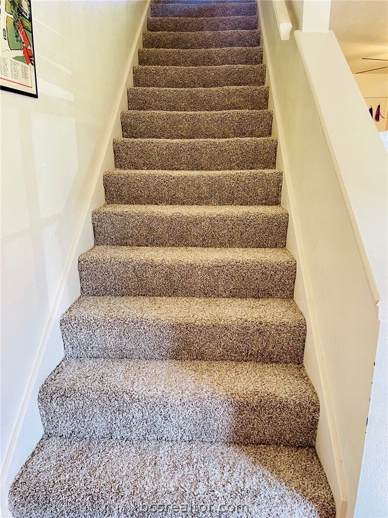 922 Spring Loop A