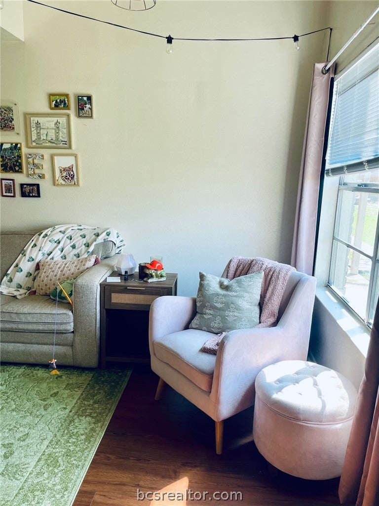 922 Spring Loop A