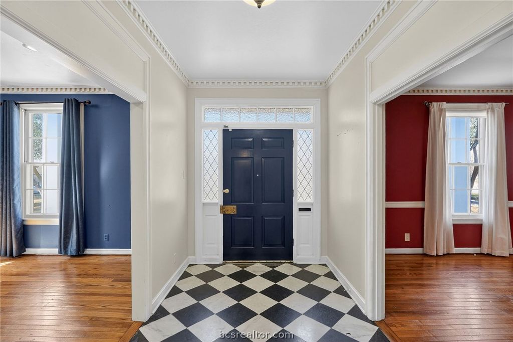 Photo of 607 S Haswell Drive, Bryan, TX 77803 (MLS # 26001845)