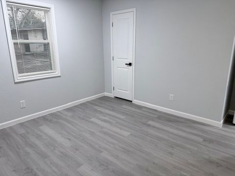 Tiny photo for 502 Willow Circle, Brenham, TX 77833 (MLS # 26000148)