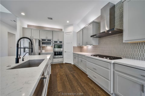 Tiny photo for 115 Oak Estates Drive, Conroe, TX 77384 (MLS # 26012340)