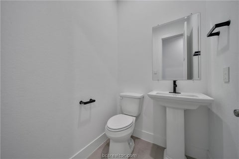 Tiny photo for 115 Oak Estates Drive, Conroe, TX 77384 (MLS # 26012340)