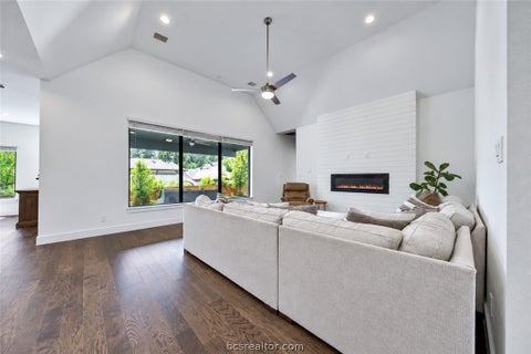 Tiny photo for 115 Oak Estates Drive, Conroe, TX 77384 (MLS # 26012340)