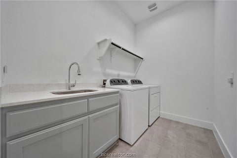 Tiny photo for 115 Oak Estates Drive, Conroe, TX 77384 (MLS # 26012340)