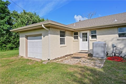 Tiny photo for 7444 Edge Cutoff Road, Bryan, TX 77808 (MLS # 26008847)