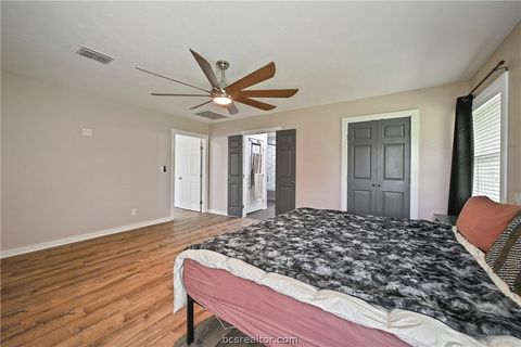 Tiny photo for 7444 Edge Cutoff Road, Bryan, TX 77808 (MLS # 26008847)