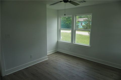 Tiny photo for 1000 N Sterling Avenue, Bryan, TX 77803 (MLS # 26005592)