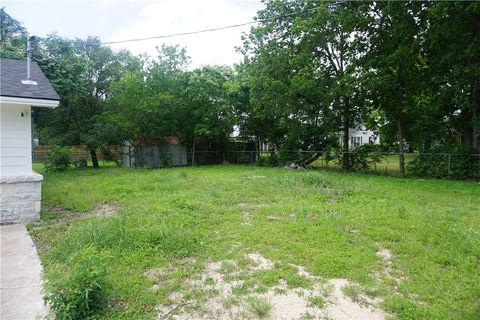 Tiny photo for 1000 N Sterling Avenue, Bryan, TX 77803 (MLS # 26005592)