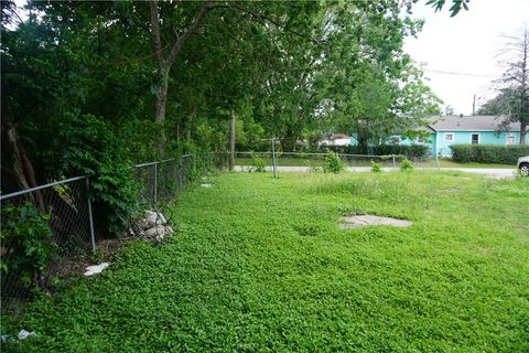 Tiny photo for 1000 N Sterling Avenue, Bryan, TX 77803 (MLS # 26005592)