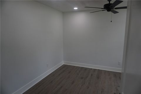 Tiny photo for 1000 N Sterling Avenue, Bryan, TX 77803 (MLS # 26005592)