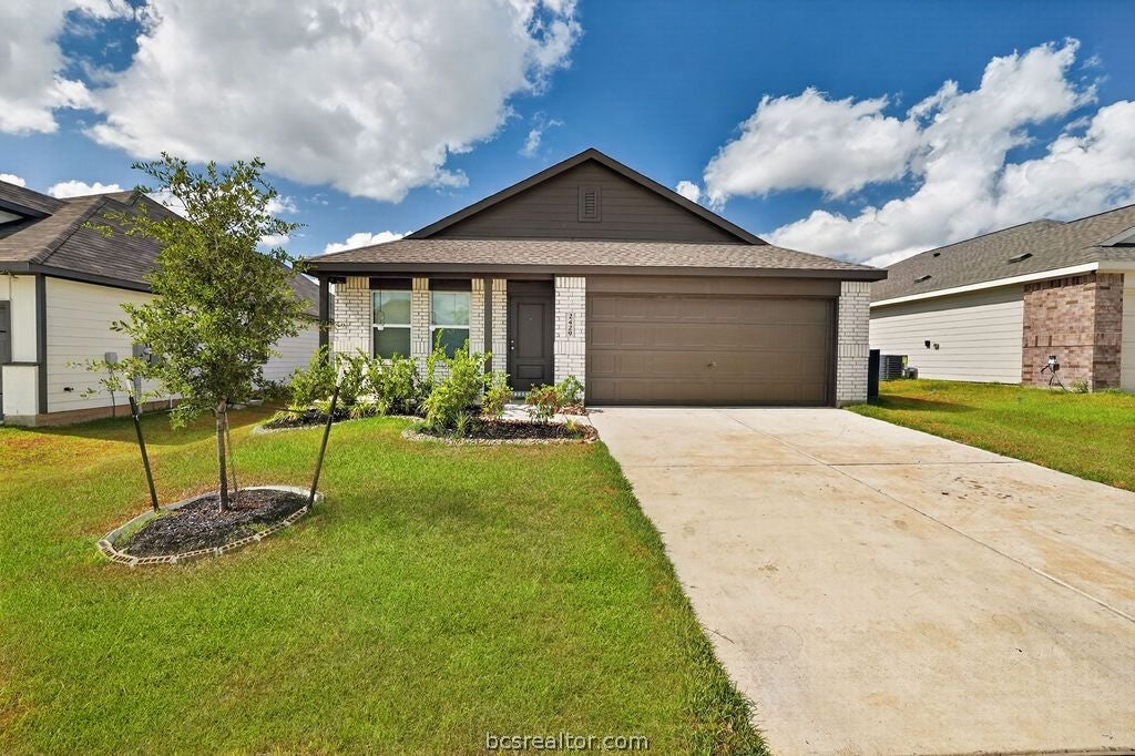 Photo of 2429 Rooke Road, Bryan, TX 77807 (MLS # 26011676)