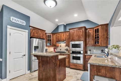 Tiny photo for 2703 Hickory Court, Bryan, TX 77808 (MLS # 26006304)