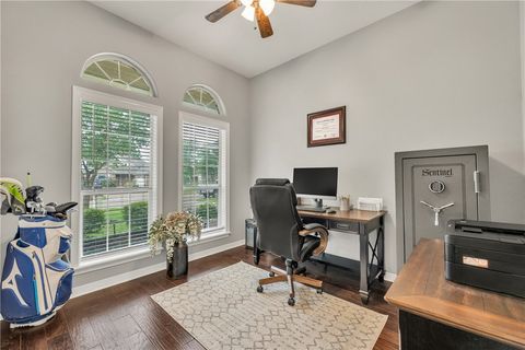 Tiny photo for 2703 Hickory Court, Bryan, TX 77808 (MLS # 26006304)