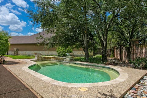 Tiny photo for 3305 Durant Court, Bryan, TX 77802 (MLS # 26010314)