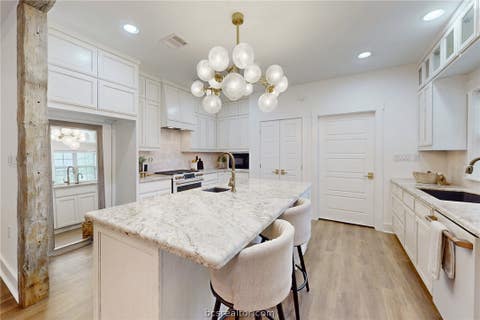 Tiny photo for 3305 Durant Court, Bryan, TX 77802 (MLS # 26010314)