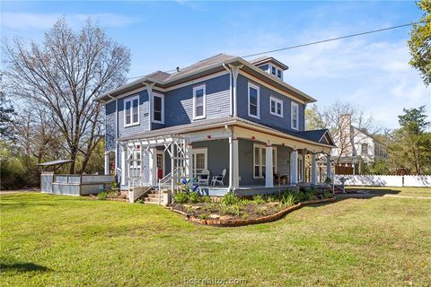 Tiny photo for 1121 Ursuline Avenue, Bryan, TX 77803 (MLS # 26003013)