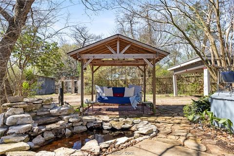 Tiny photo for 1121 Ursuline Avenue, Bryan, TX 77803 (MLS # 26003013)