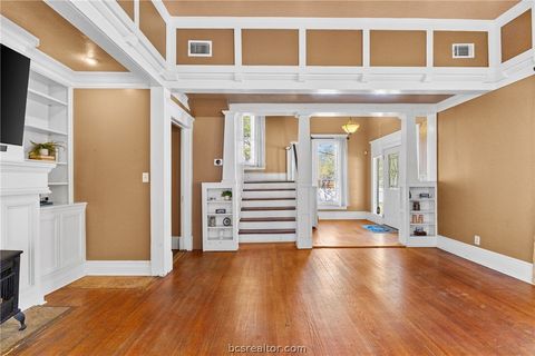 Tiny photo for 1121 Ursuline Avenue, Bryan, TX 77803 (MLS # 26003013)