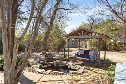 Tiny photo for 1121 Ursuline Avenue, Bryan, TX 77803 (MLS # 26003013)