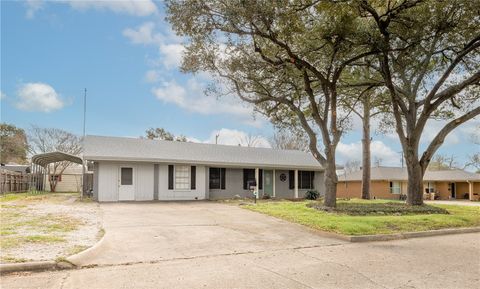 Tiny photo for 1407 Skrivanek Drive, Bryan, TX 77802 (MLS # 26002688)