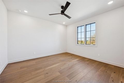 Tiny photo for 5655 Brazos Bow Way, Washington, TX 77880 (MLS # 26002406)