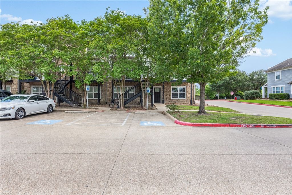 Photo of 1725 Harvey Mitchell Parkway S #637, College Station, TX 77840 (MLS # 26004767)