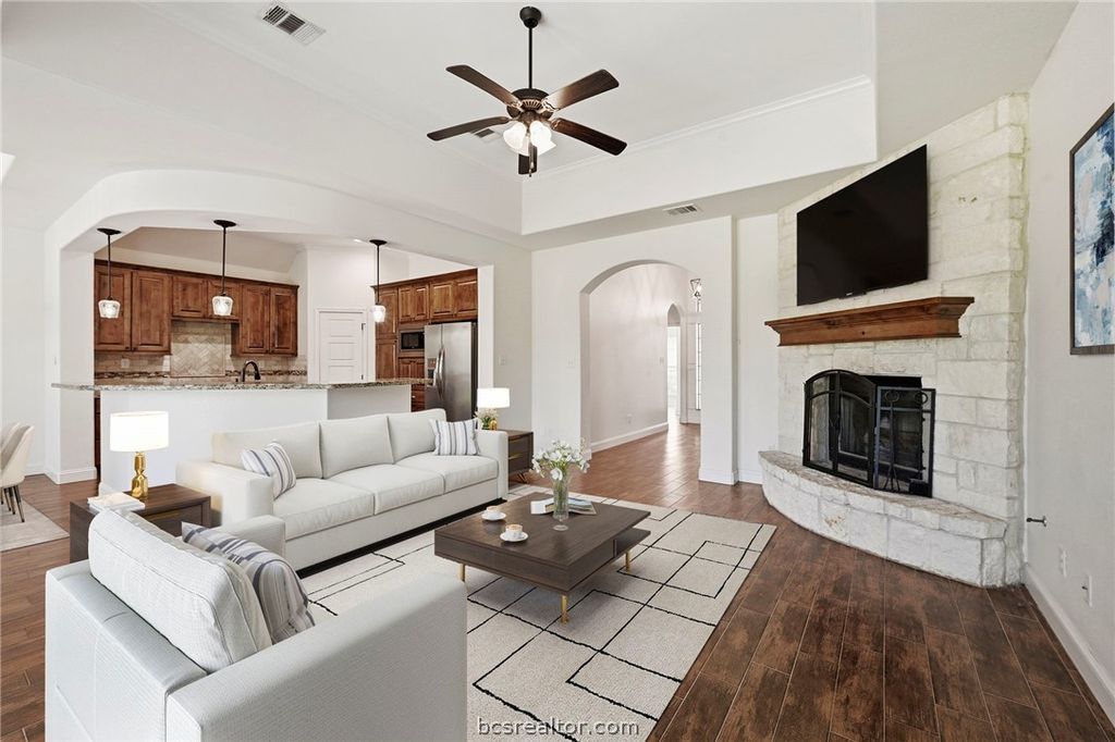 Photo of 2628 Forest Oaks Drive, College Station, TX 77845 (MLS # 26007393)