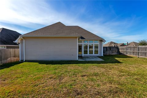 Tiny photo for 2101 Polmont Drive, Bryan, TX 77807 (MLS # 26000019)