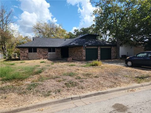 Photo of 1601 Langford Street, College Station, TX 77840 (MLS # 25010555)