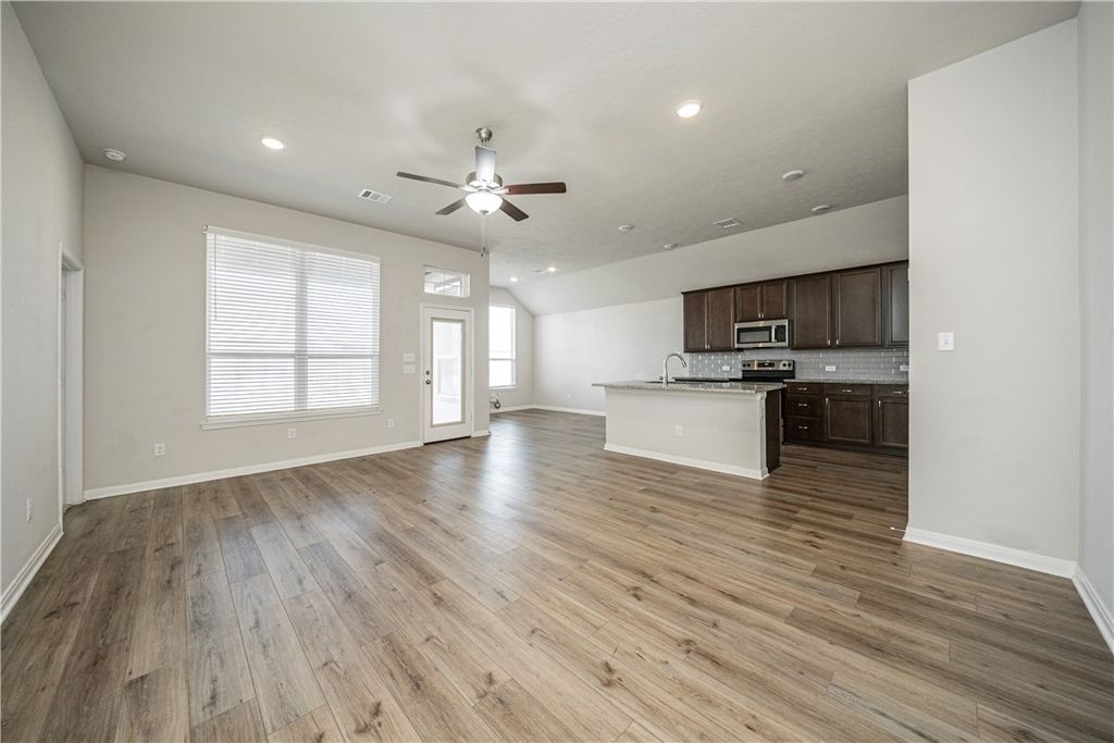 Photo of 2008 Viva Road, Bryan, TX 77807 (MLS # 26004107)