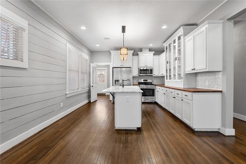 Tiny photo for 712 E 28th Street, Bryan, TX 77803 (MLS # 26000639)