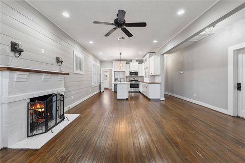 Tiny photo for 712 E 28th Street, Bryan, TX 77803 (MLS # 26000639)