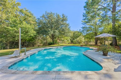 Tiny photo for 9261 Brookwater Circle, College Station, TX 77845 (MLS # 26002605)