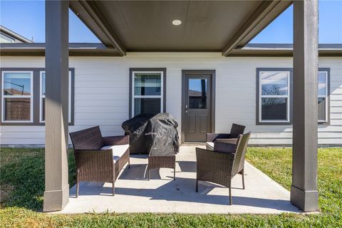 Tiny photo for 2402 River Way Drive, Navasota, TX 77868 (MLS # 26000688)