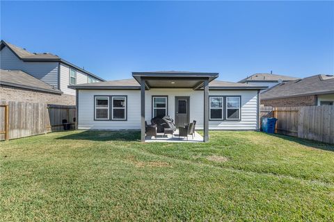 Tiny photo for 2402 River Way Drive, Navasota, TX 77868 (MLS # 26000688)