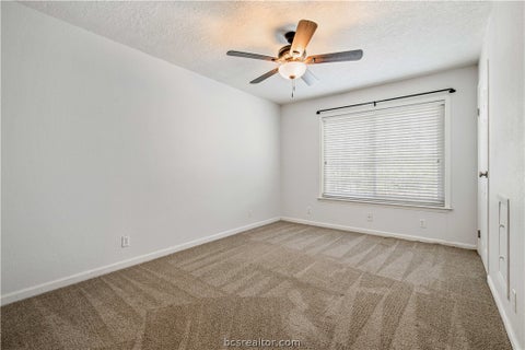 Tiny photo for 2009 Quail Run RUN, College Station, TX 77845 (MLS # 26011147)