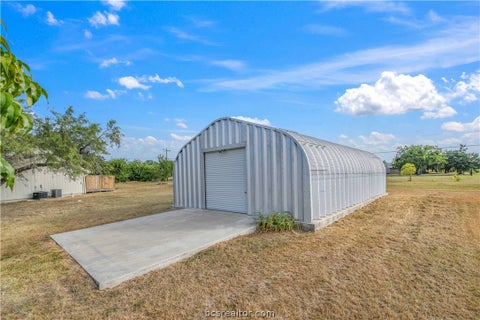 Tiny photo for 2009 Quail Run RUN, College Station, TX 77845 (MLS # 26011147)