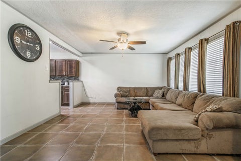Tiny photo for 2009 Quail Run RUN, College Station, TX 77845 (MLS # 26011147)