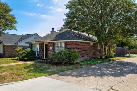 Tiny photo for 800 Camellia Court, College Station, TX 77840 (MLS # 26012061)