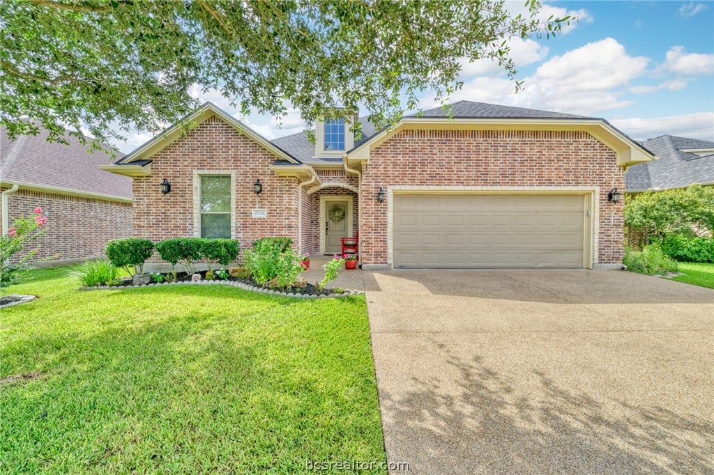 Photo of 2216 Ironwood Drive, College Station, TX 77845 (MLS # 26008891)