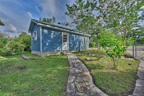 Tiny photo for 9481 Lake Forest Circle CIR, Brenham, TX 77833 (MLS # 26006277)