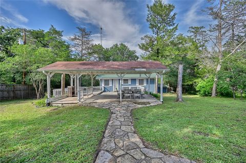 Tiny photo for 9481 Lake Forest Circle CIR, Brenham, TX 77833 (MLS # 26006277)