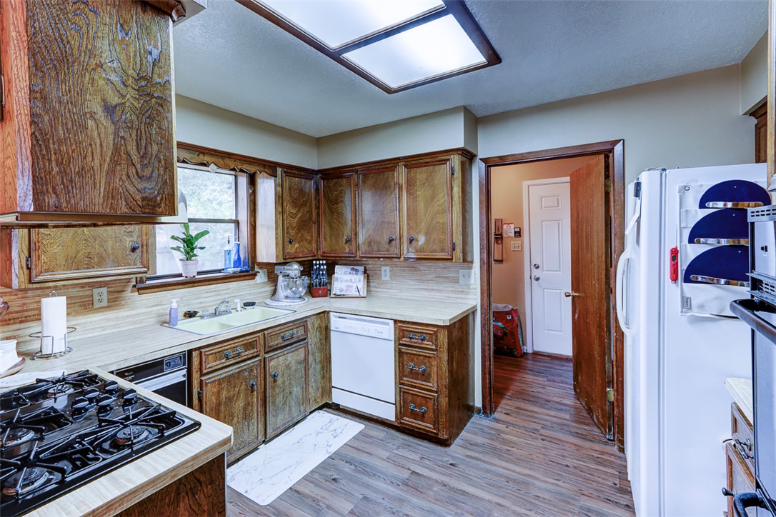 College Station, Texas 77845, United States, 3 Bedrooms Bedrooms, ,3 BathroomsBathrooms,Residential,Active,95303