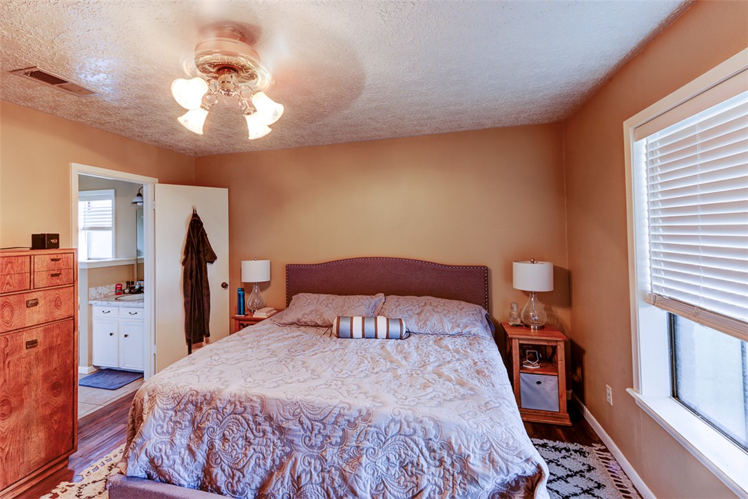 College Station, Texas 77845, United States, 3 Bedrooms Bedrooms, ,3 BathroomsBathrooms,Residential,Active,95303