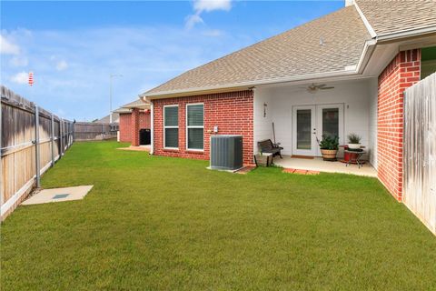 Tiny photo for 2011 Reagan Court, Bryan, TX 77802 (MLS # 26002775)