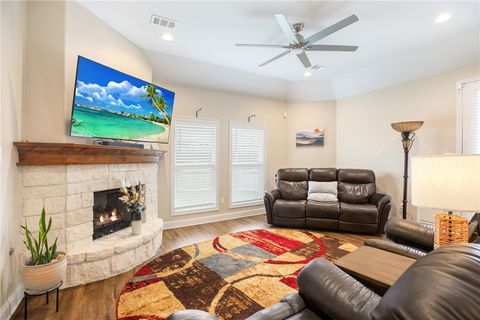 Tiny photo for 2011 Reagan Court, Bryan, TX 77802 (MLS # 26002775)